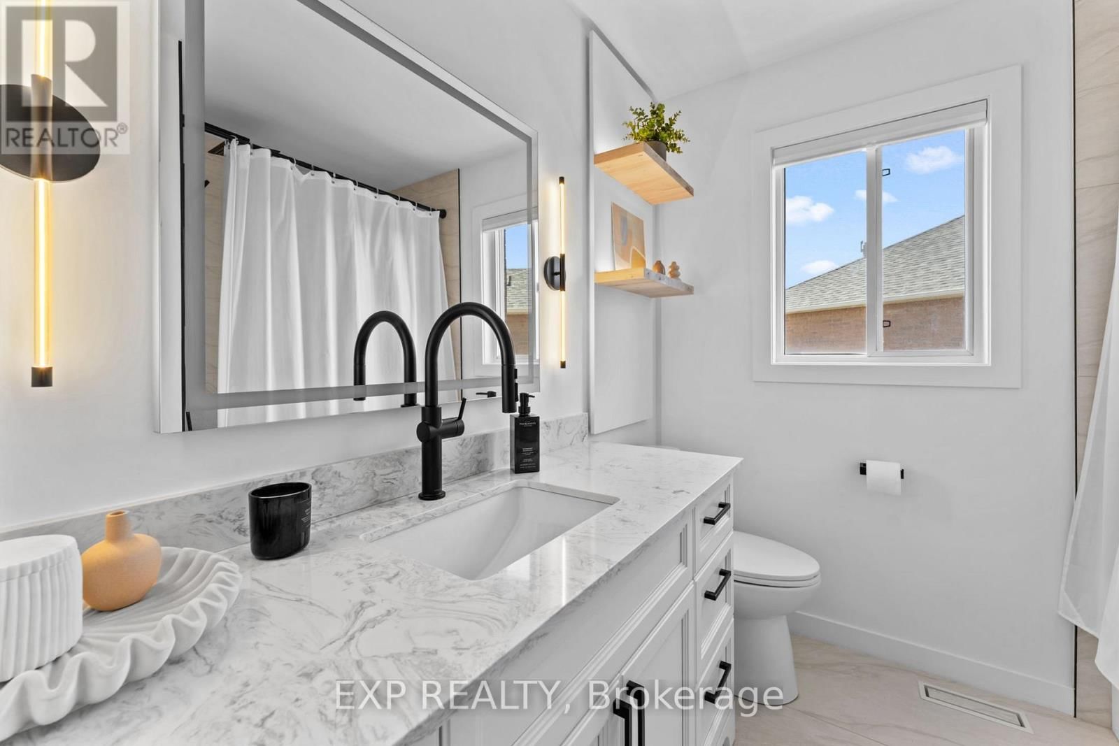 7224 VISOR GATE Image 30