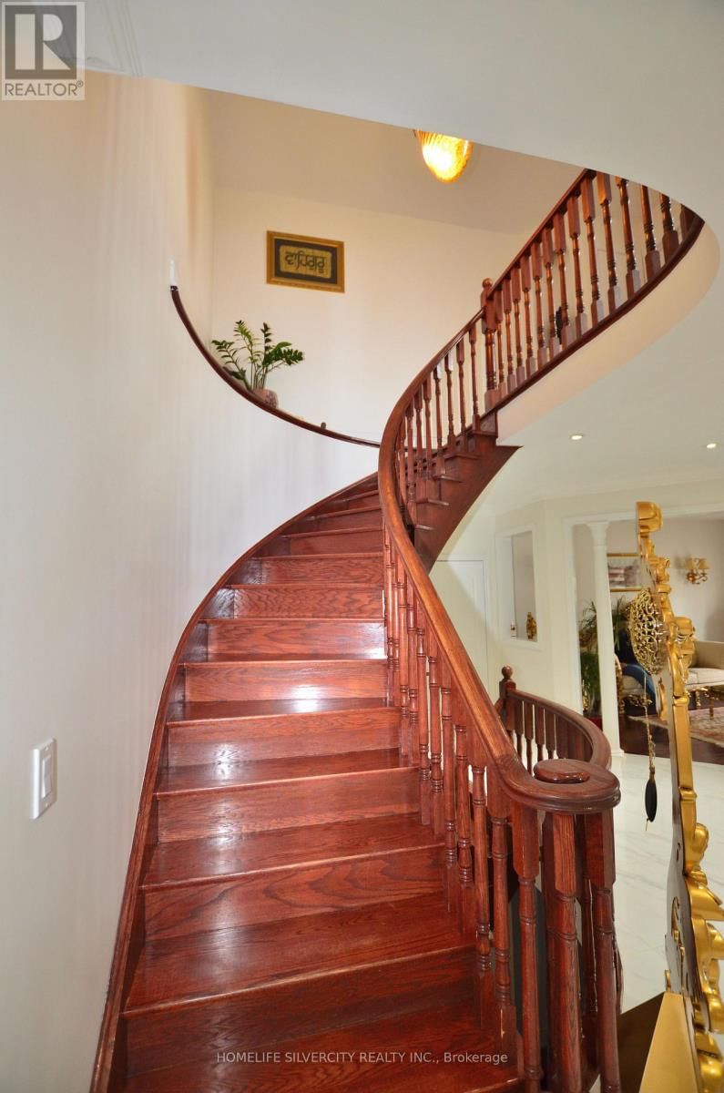 2576 NORTH RIDGE TRAIL Image 25