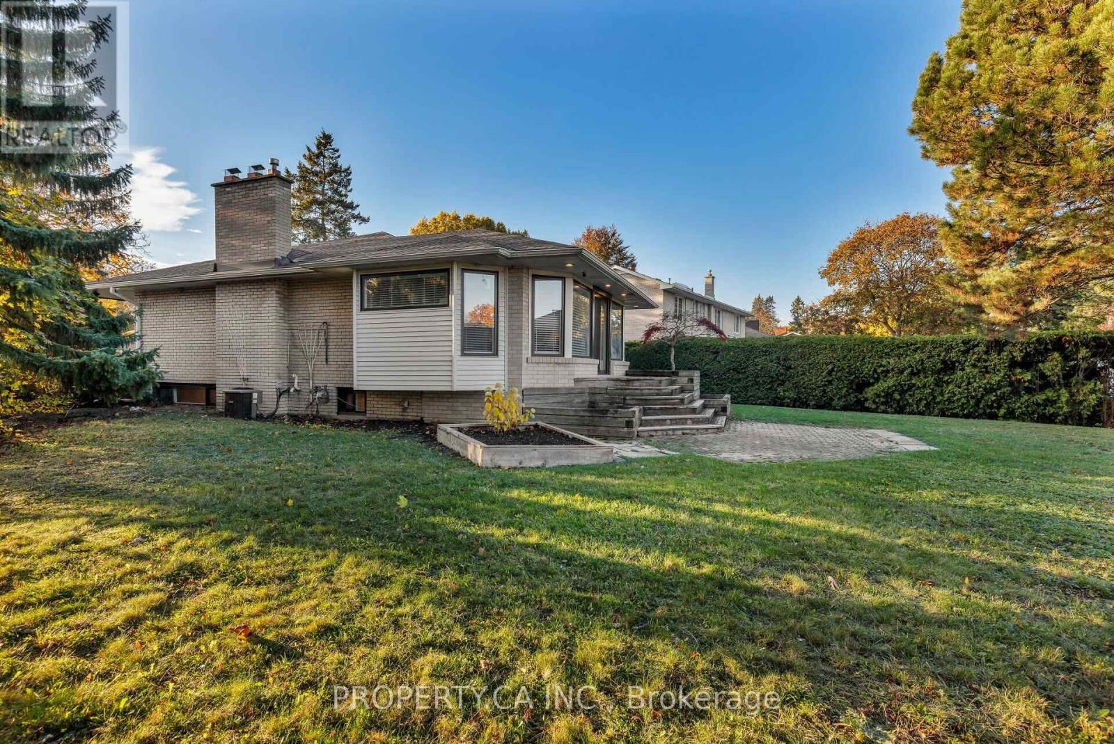 132 PRINCESS ANNE CRESCENT Image 14