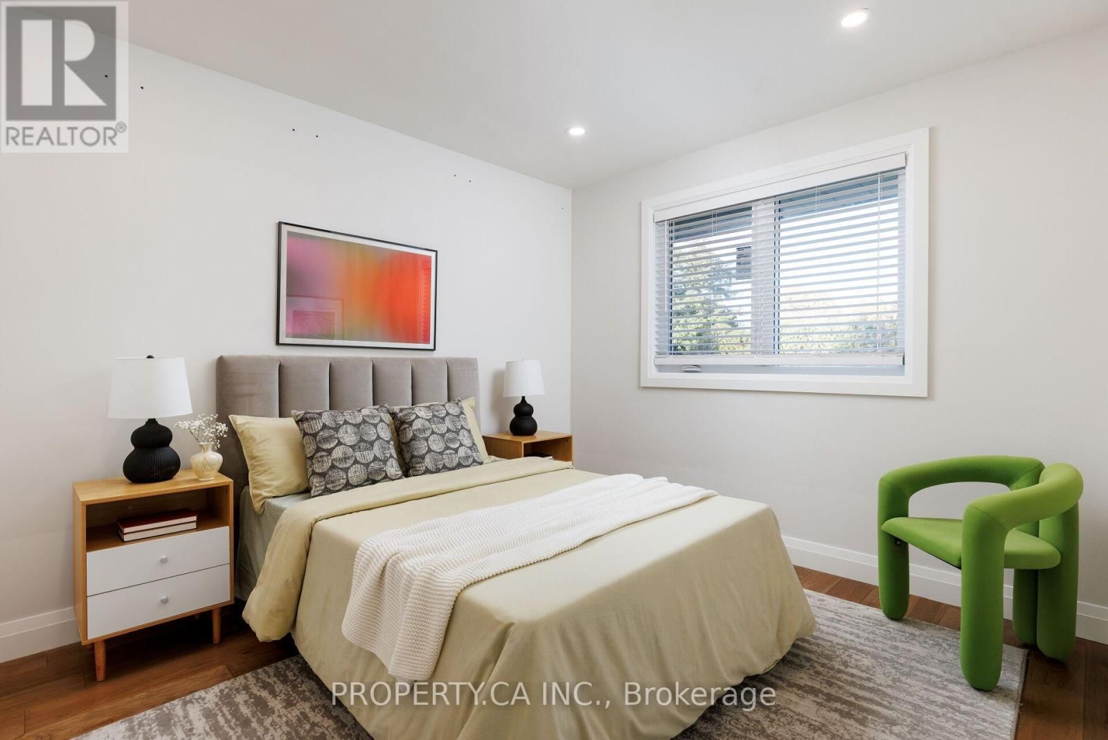 132 PRINCESS ANNE CRESCENT Image 21