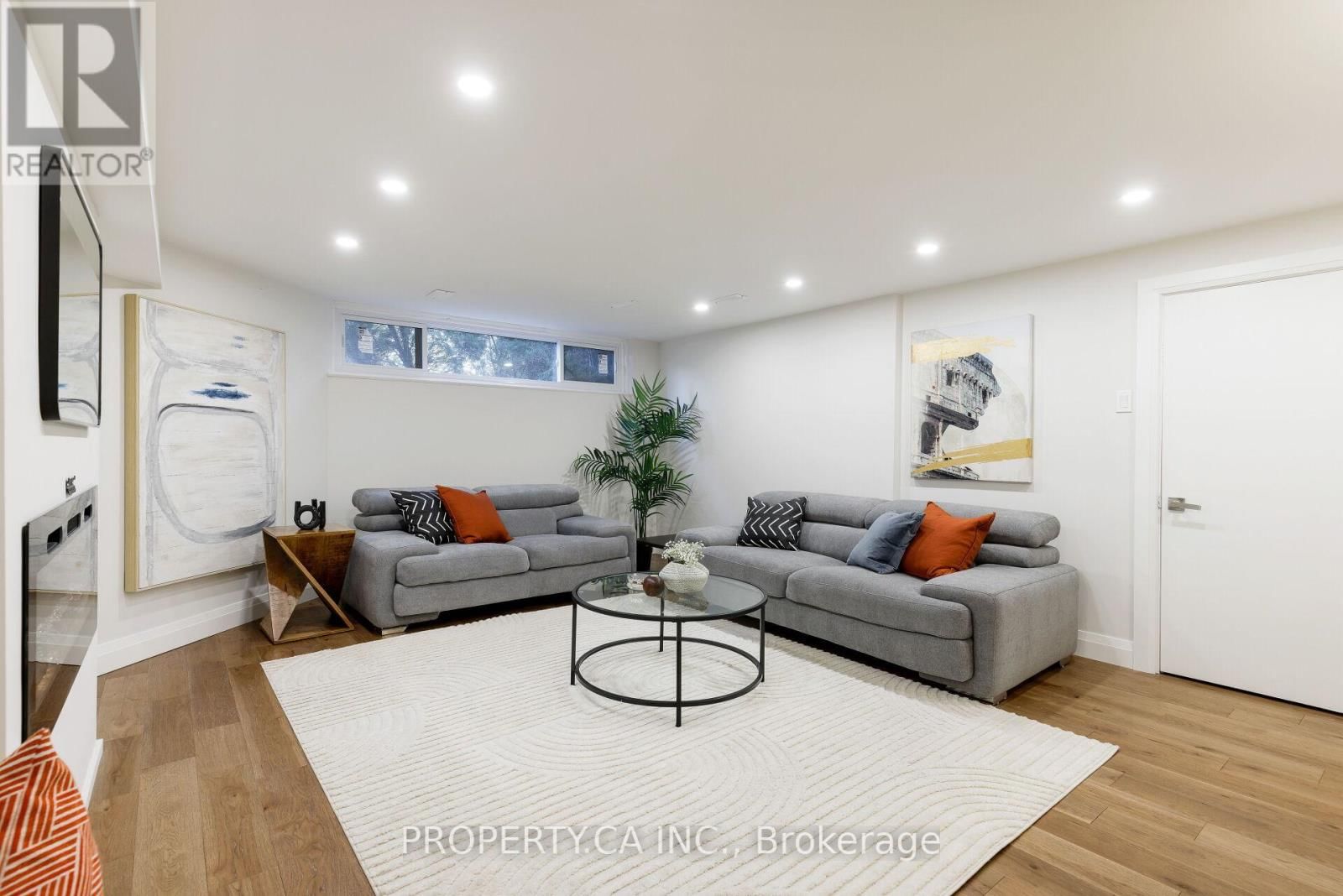 132 PRINCESS ANNE CRESCENT Image 28