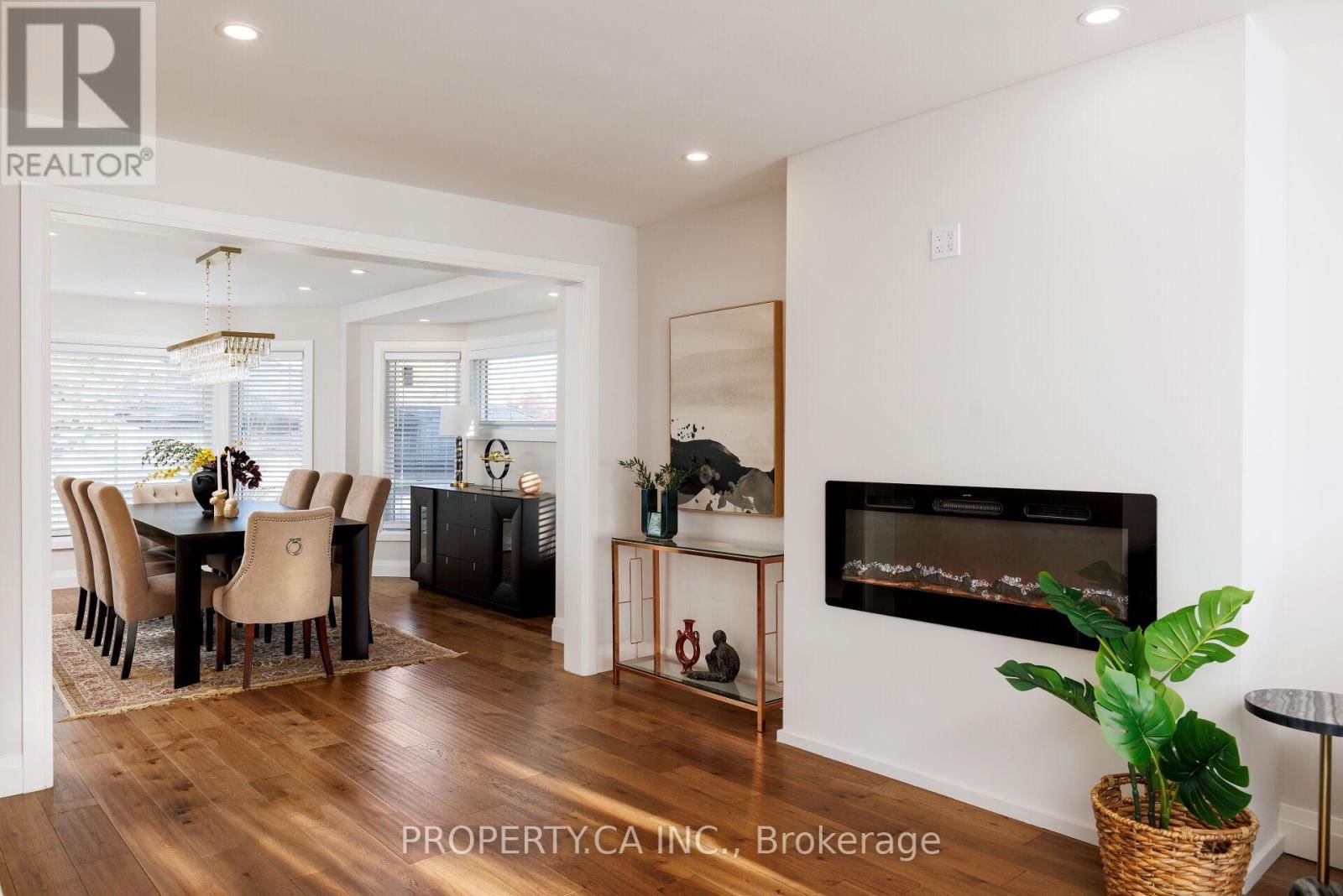 132 PRINCESS ANNE CRESCENT Image 4