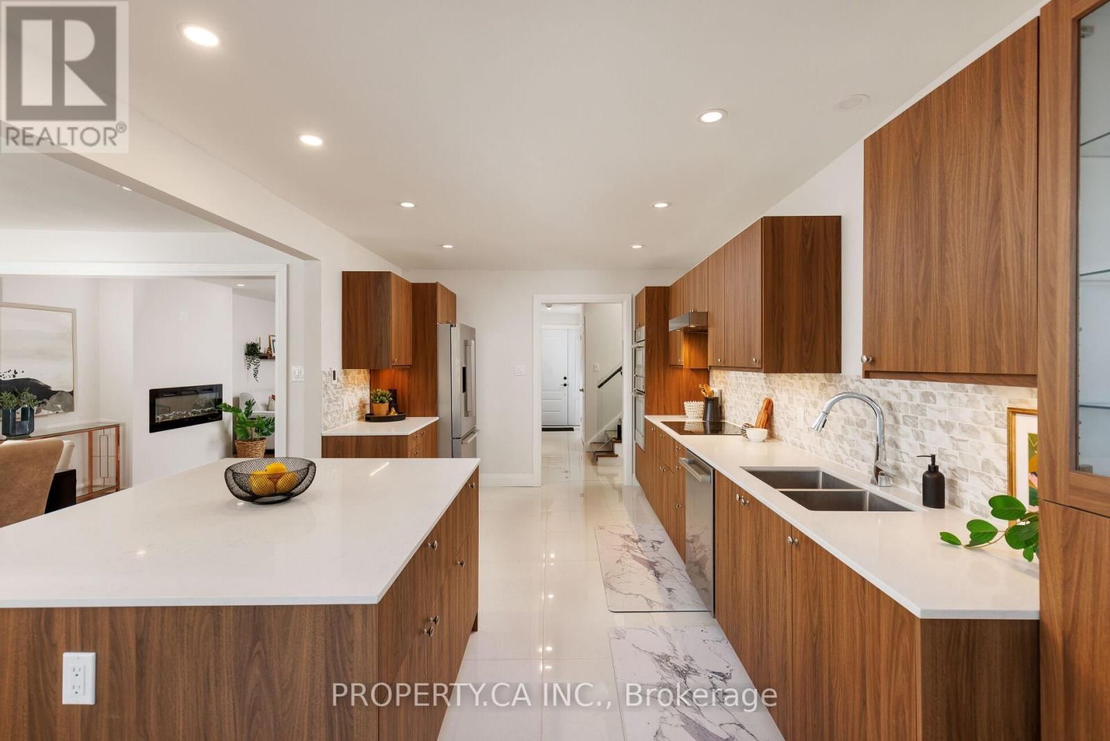 132 PRINCESS ANNE CRESCENT Image 8