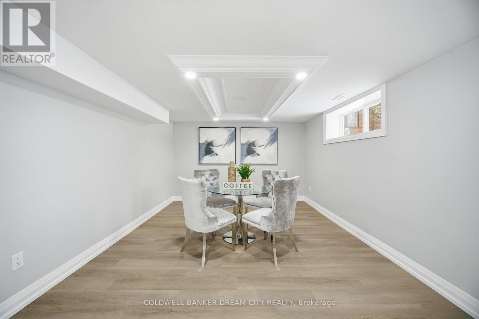 43 OLIVERS LANE Image 32