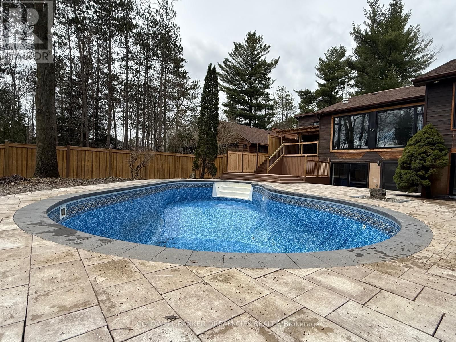 43 OLIVERS LANE Image 41