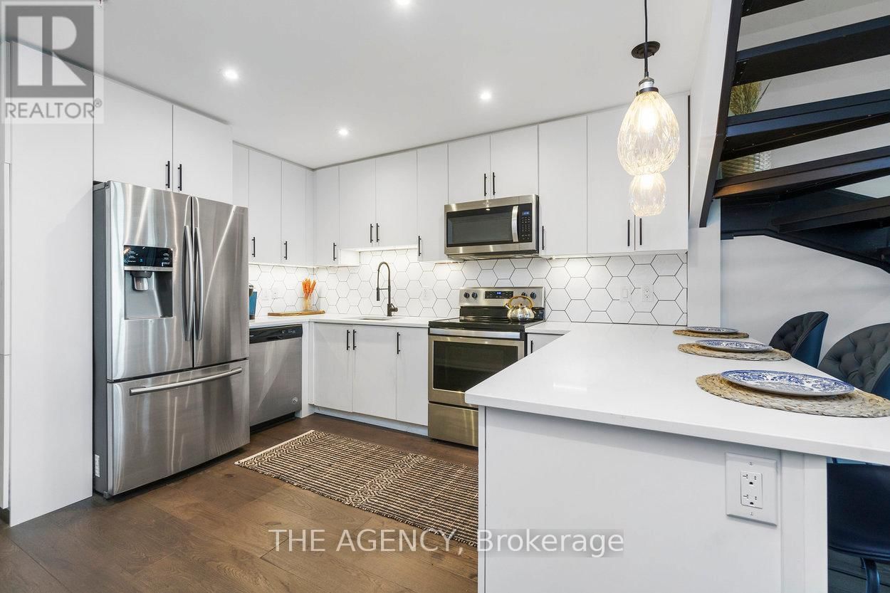 108 - 65 YORKLAND BOULEVARD Image 11