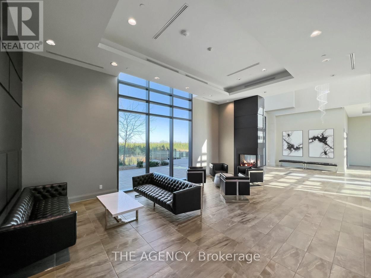 108 - 65 YORKLAND BOULEVARD Image 3