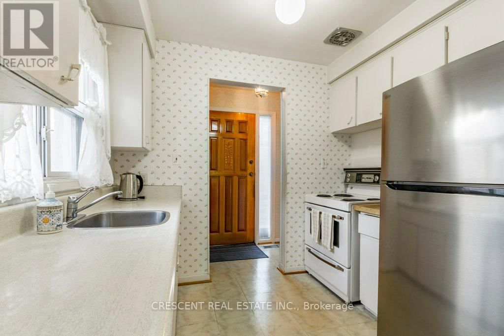 227 VEROBEACH BOULEVARD Image 11