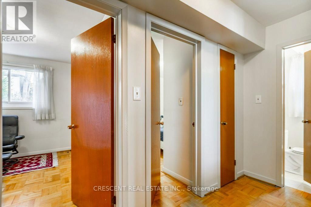 227 VEROBEACH BOULEVARD Image 23