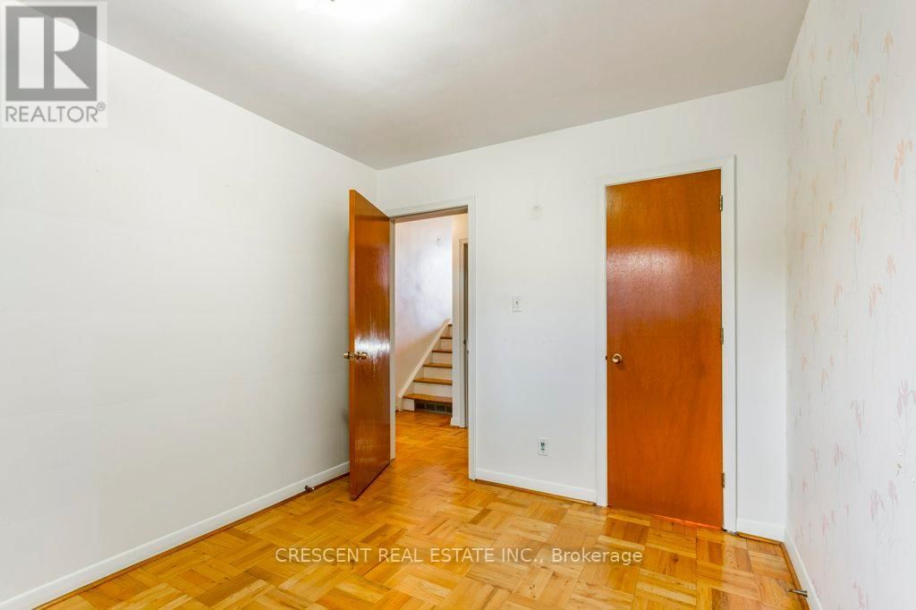 227 VEROBEACH BOULEVARD Image 25