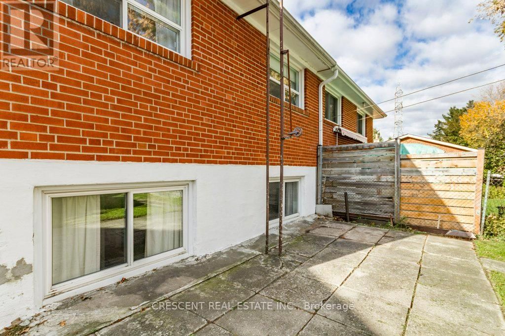 227 VEROBEACH BOULEVARD Image 37