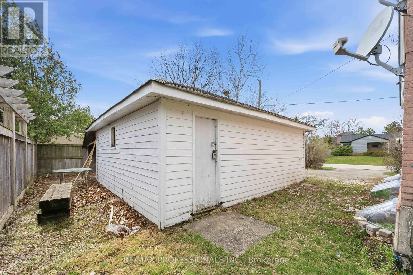 473 SAMFORD PLACE Image 31