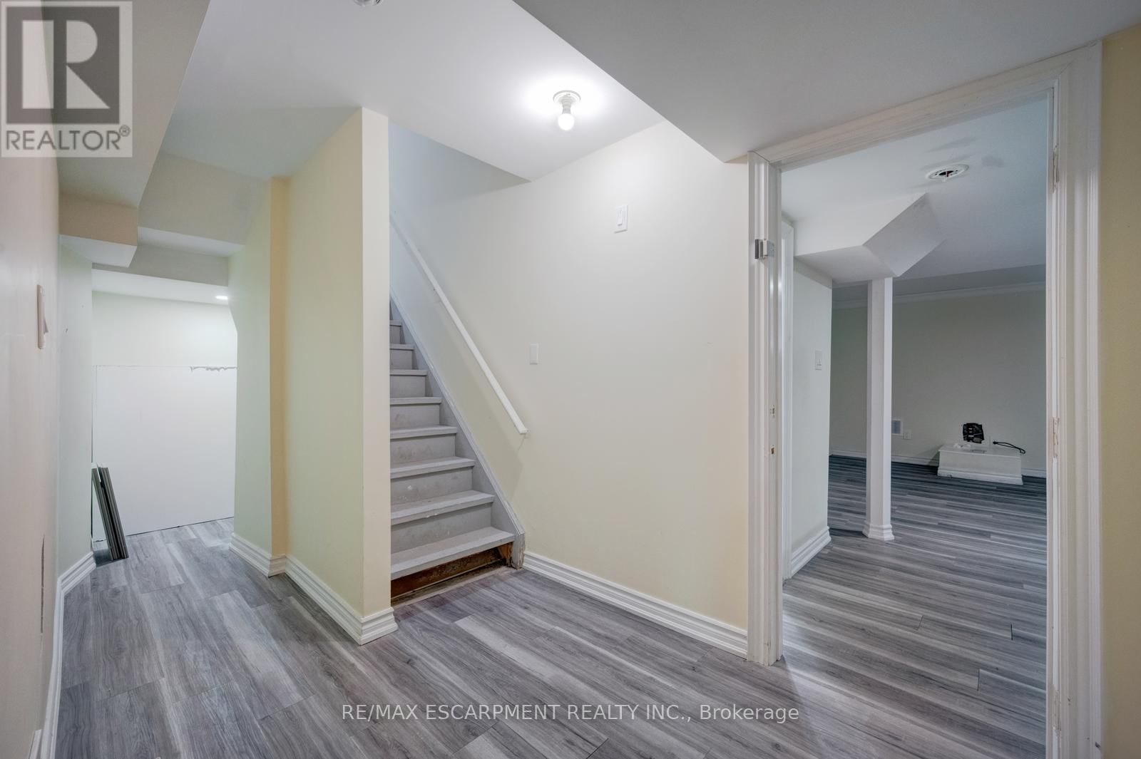 47 MONUMENT TRAIL Image 32