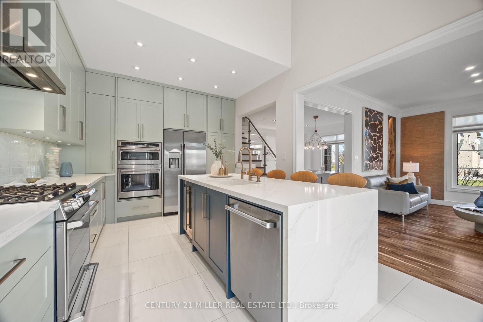 2252 DEWSBURY DRIVE Image 14