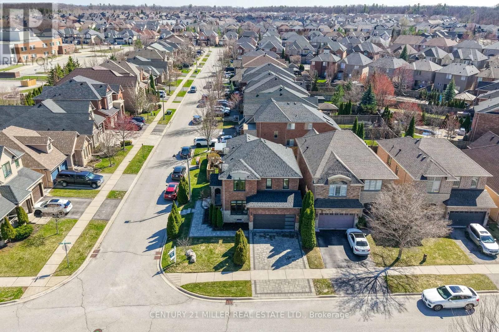 2252 DEWSBURY DRIVE Image 43