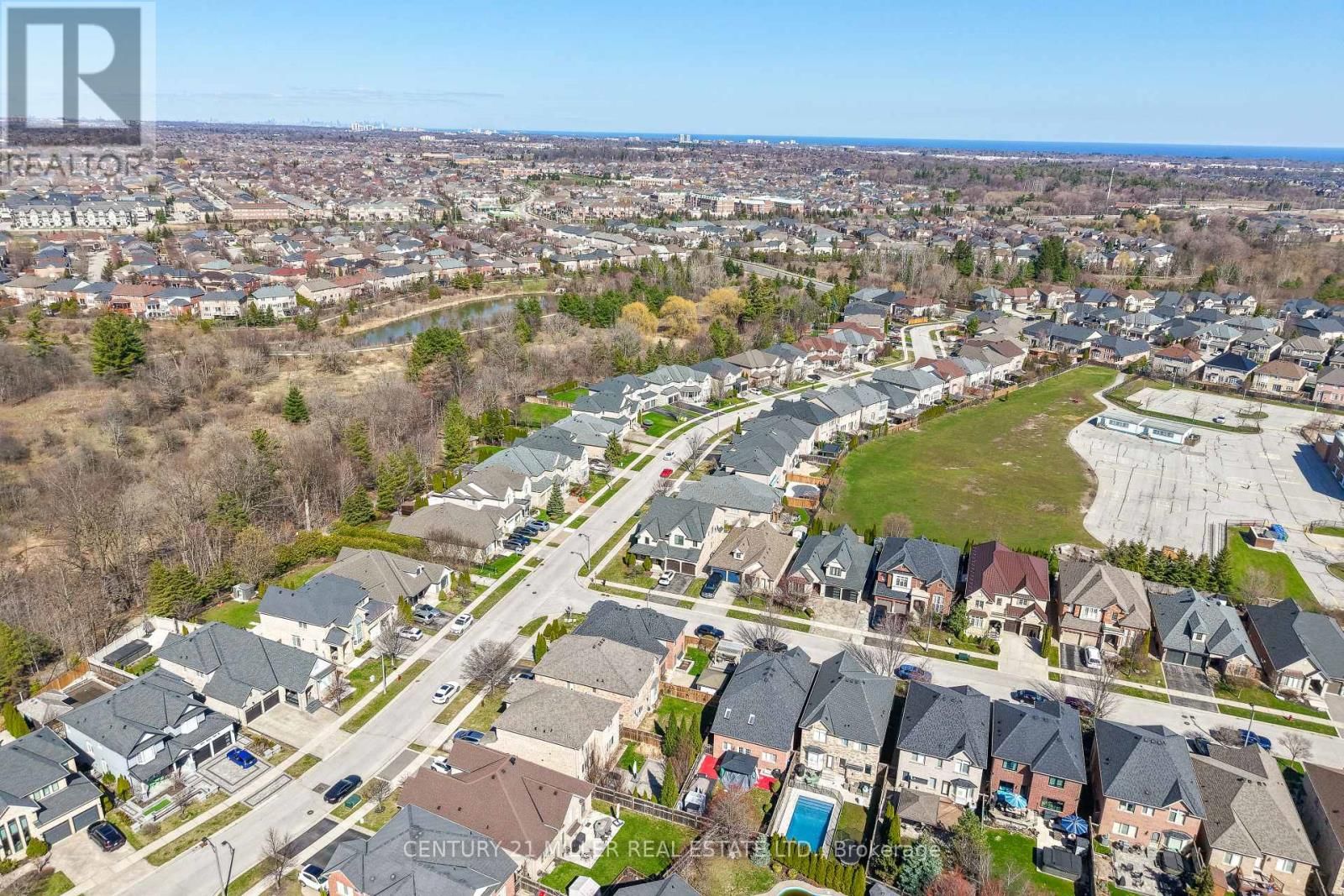 2252 DEWSBURY DRIVE Image 48