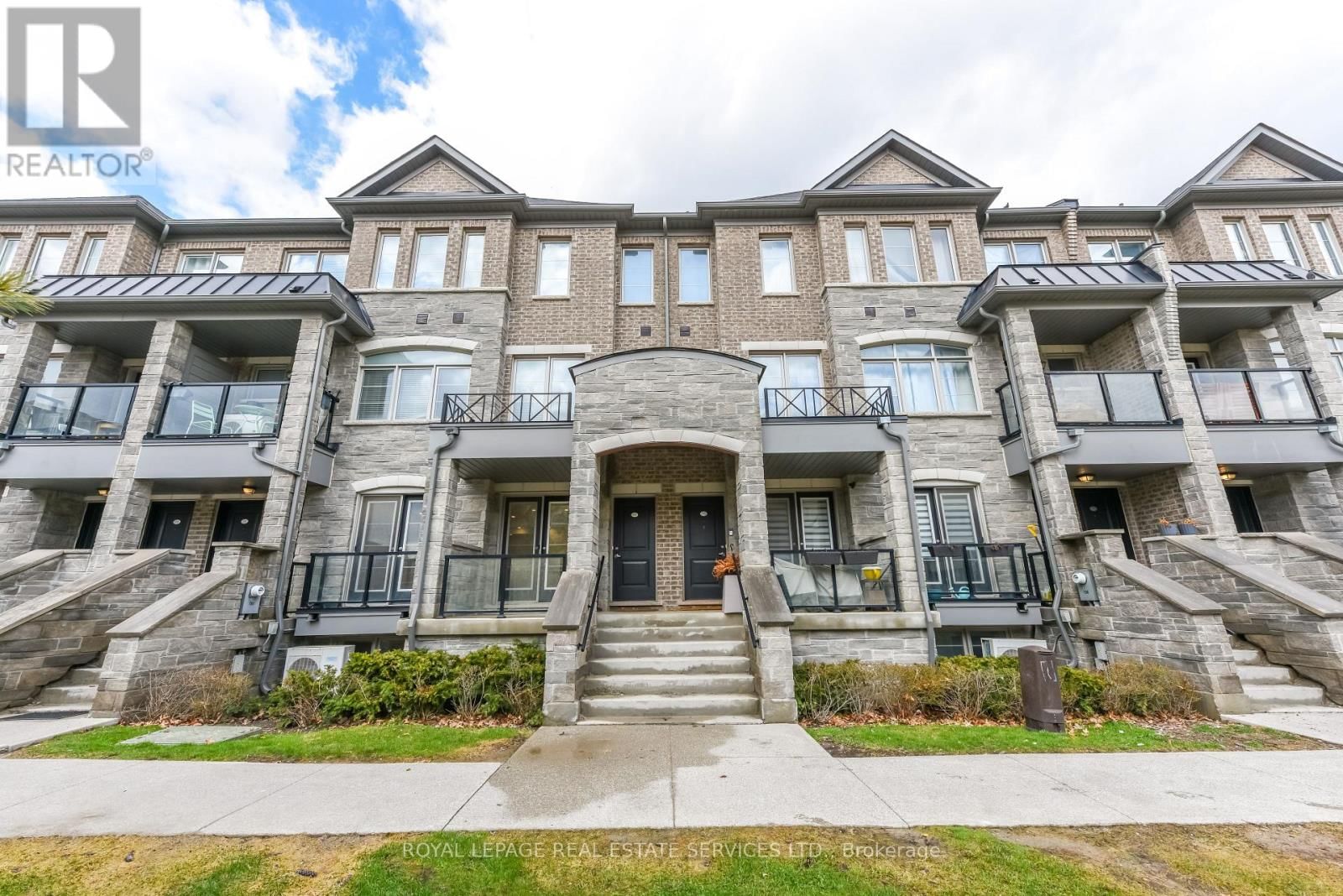 153 - 200 VETERANS DRIVE Image 1