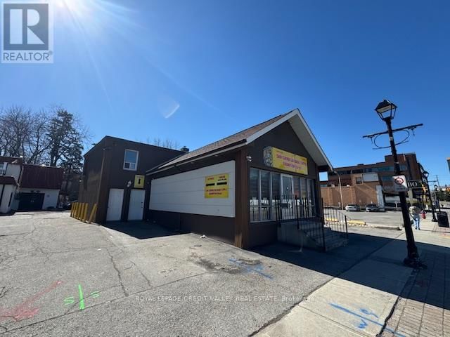 23 GEORGE STREET NORTH Image 2