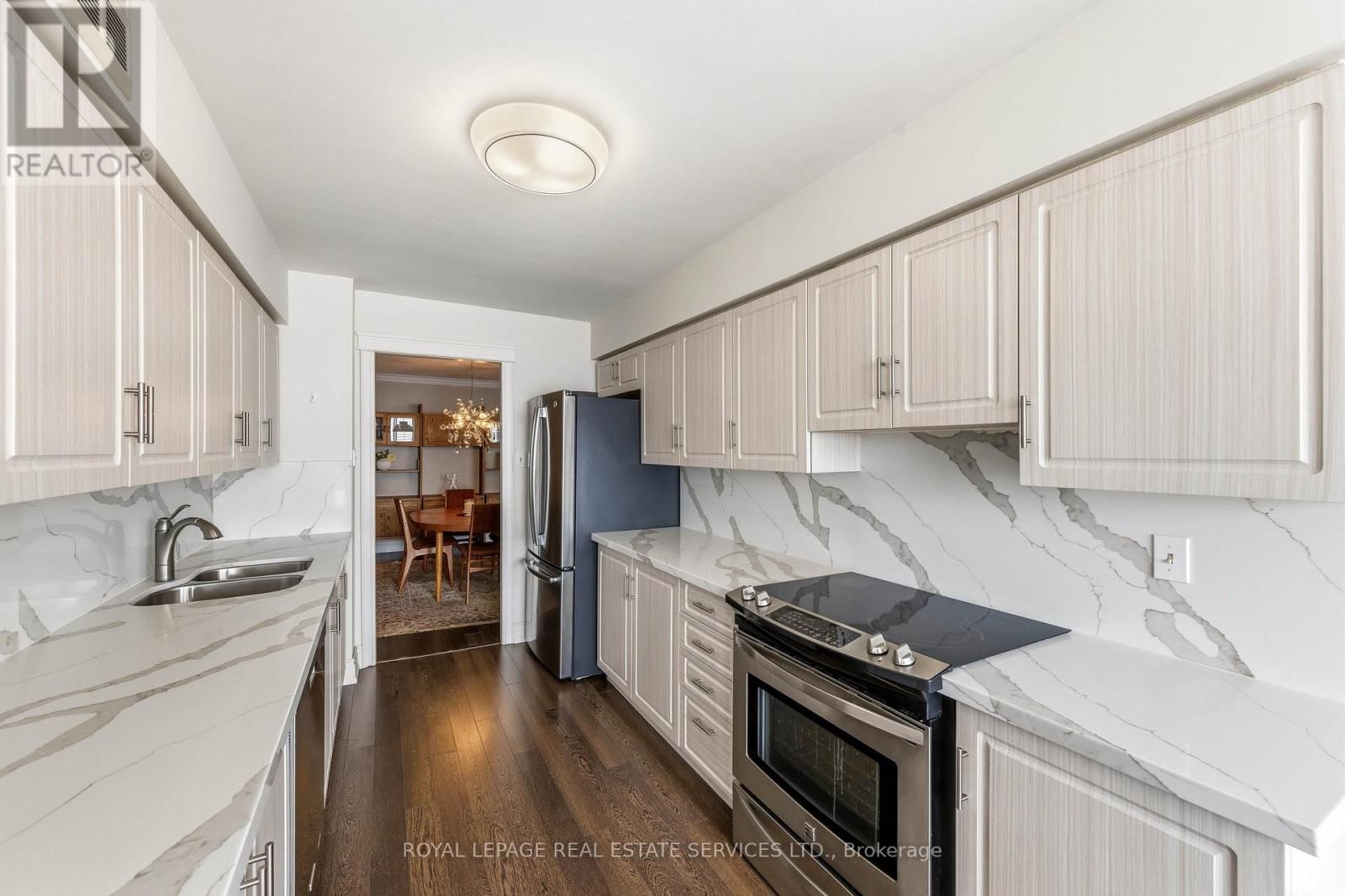 2004 - 1300 ISLINGTON AVENUE Image 16