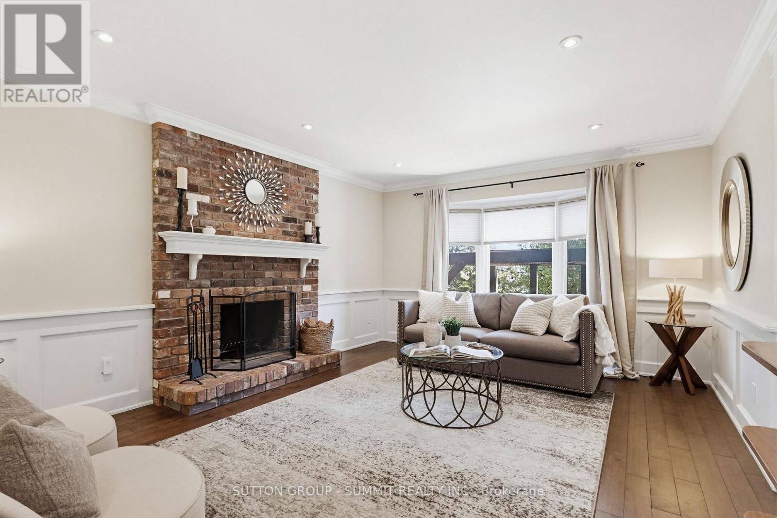 1354 WINTERBERRY DRIVE Image 16