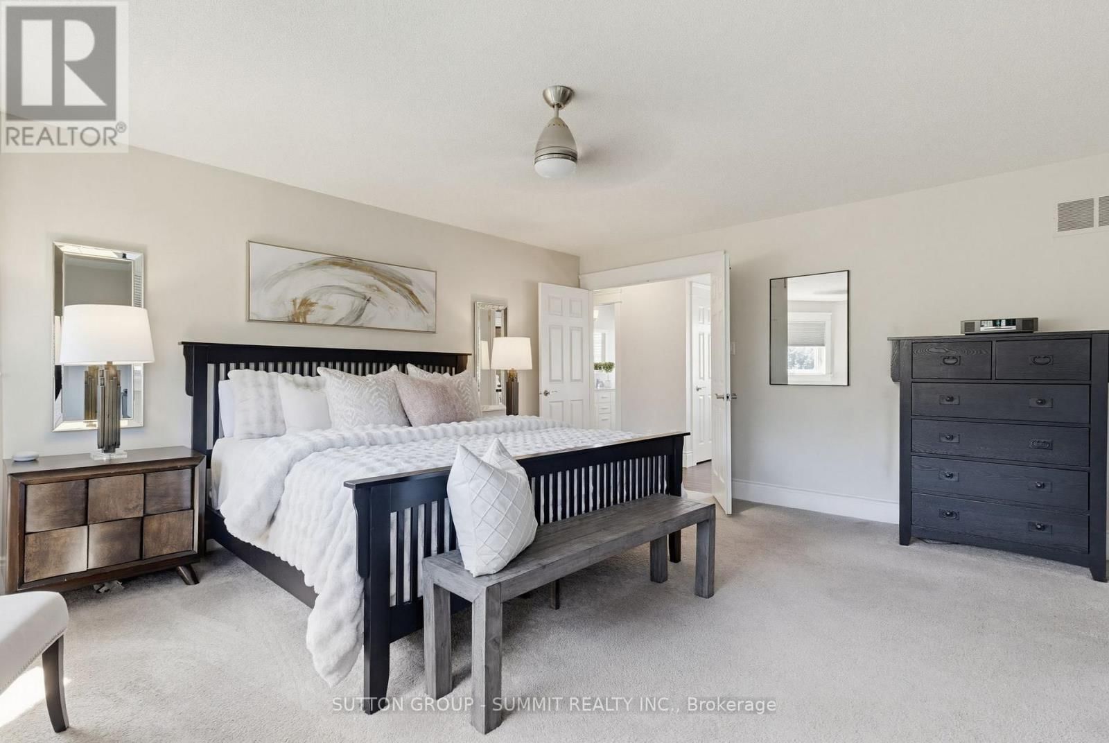 1354 WINTERBERRY DRIVE Image 23