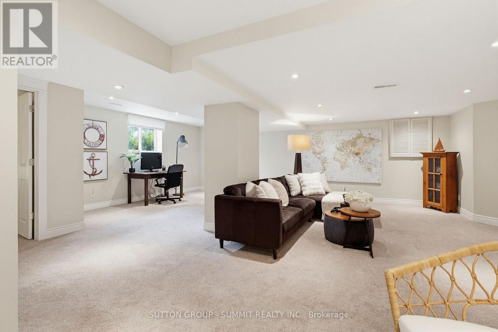 1354 WINTERBERRY DRIVE Image 32