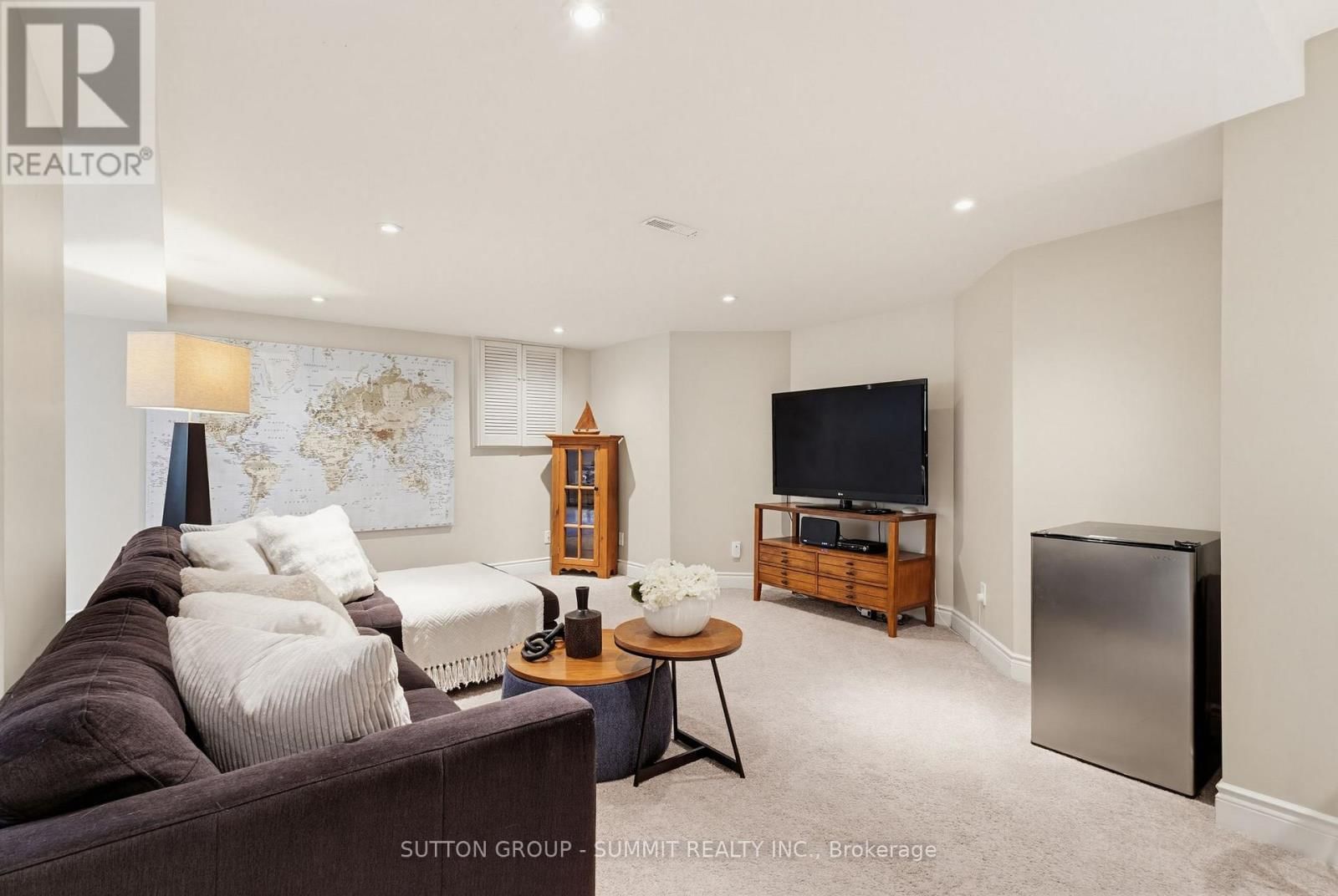 1354 WINTERBERRY DRIVE Image 33