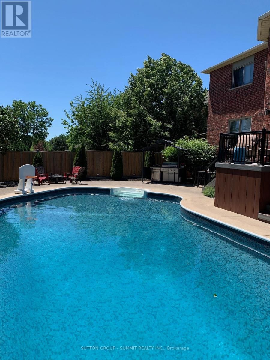 1354 WINTERBERRY DRIVE Image 41