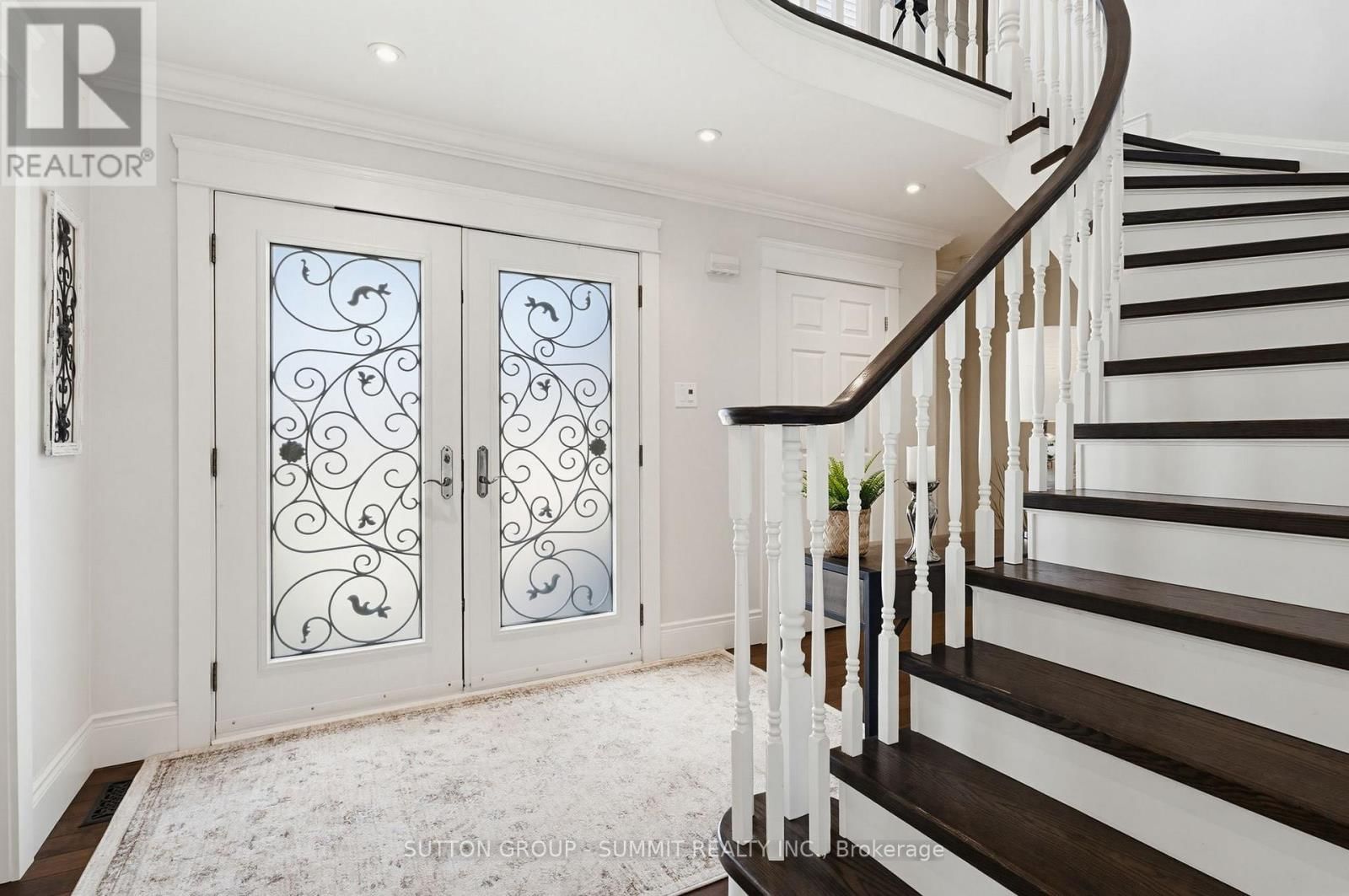 1354 WINTERBERRY DRIVE Image 6