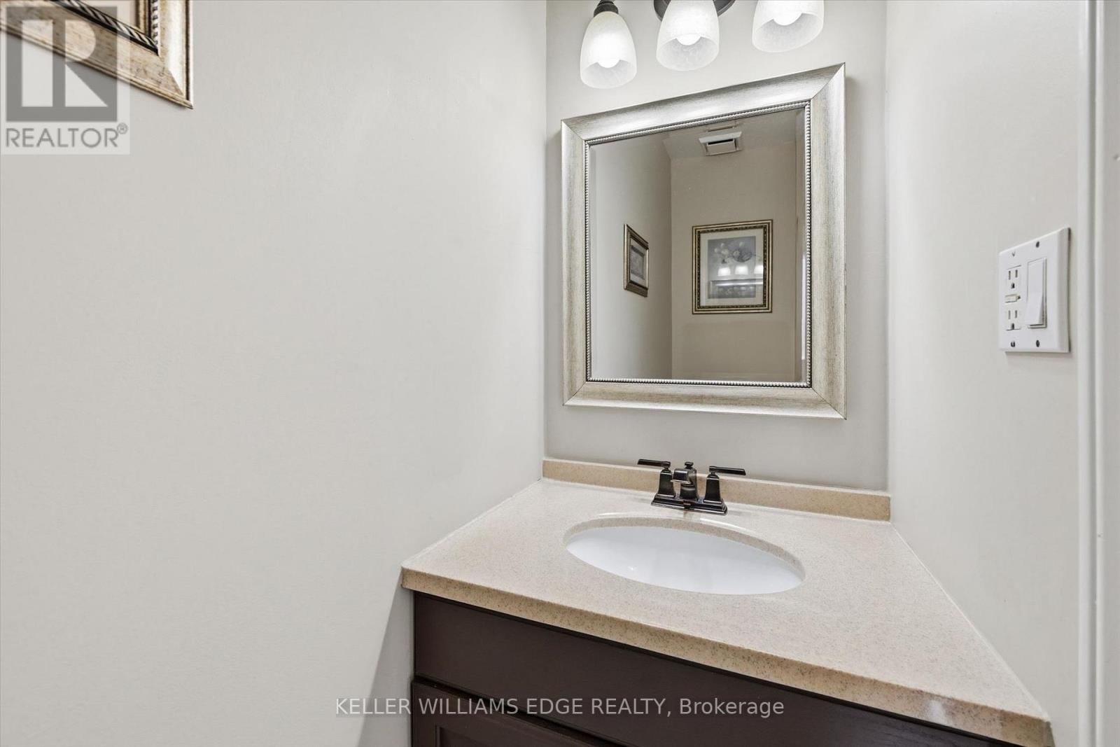 2648 CAVENDISH DRIVE Image 21