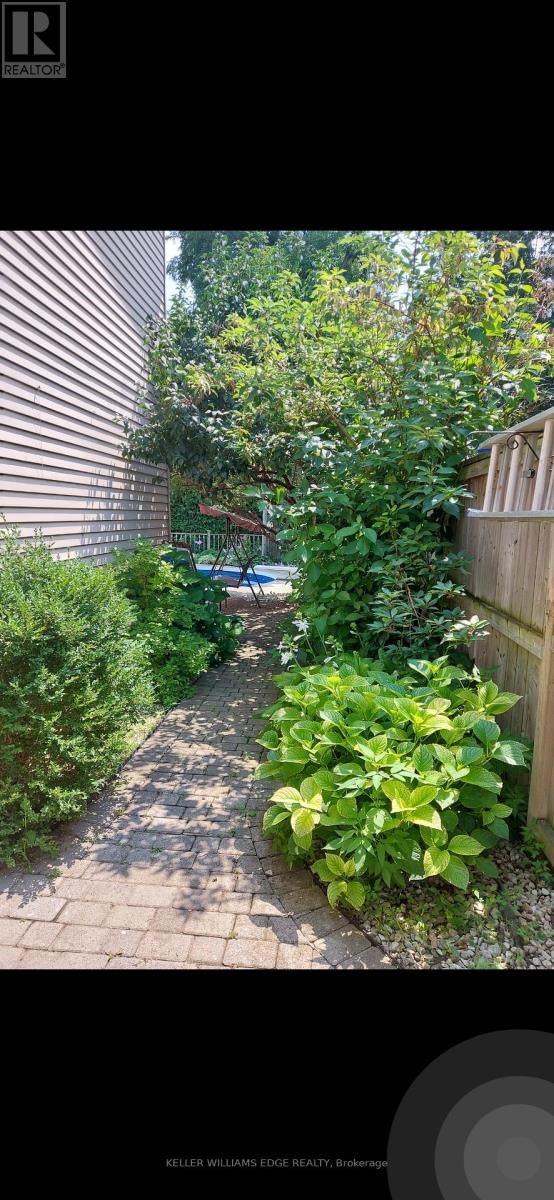 2648 CAVENDISH DRIVE Image 38