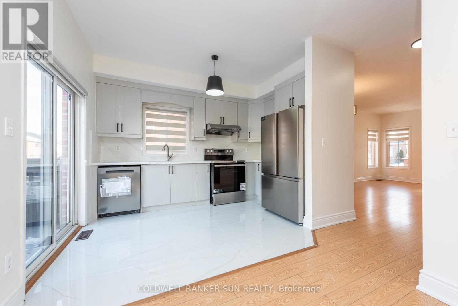 13 TRAVIS CRESCENT Image 10