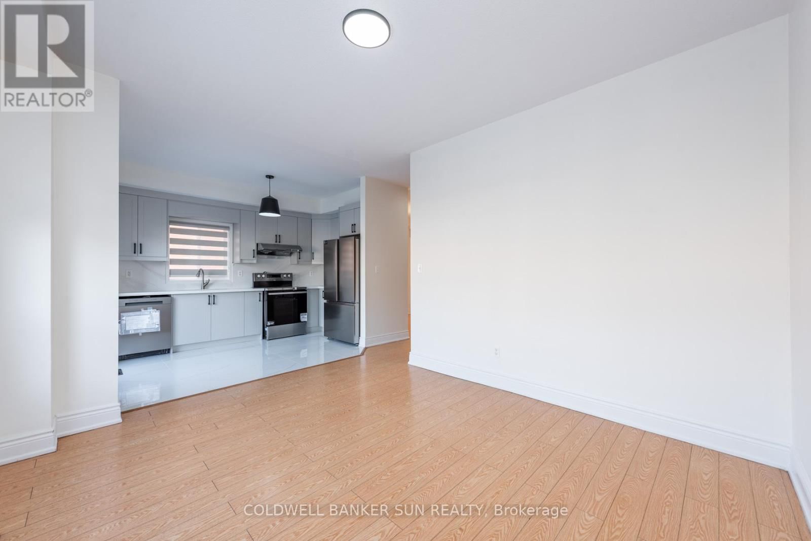 13 TRAVIS CRESCENT Image 7