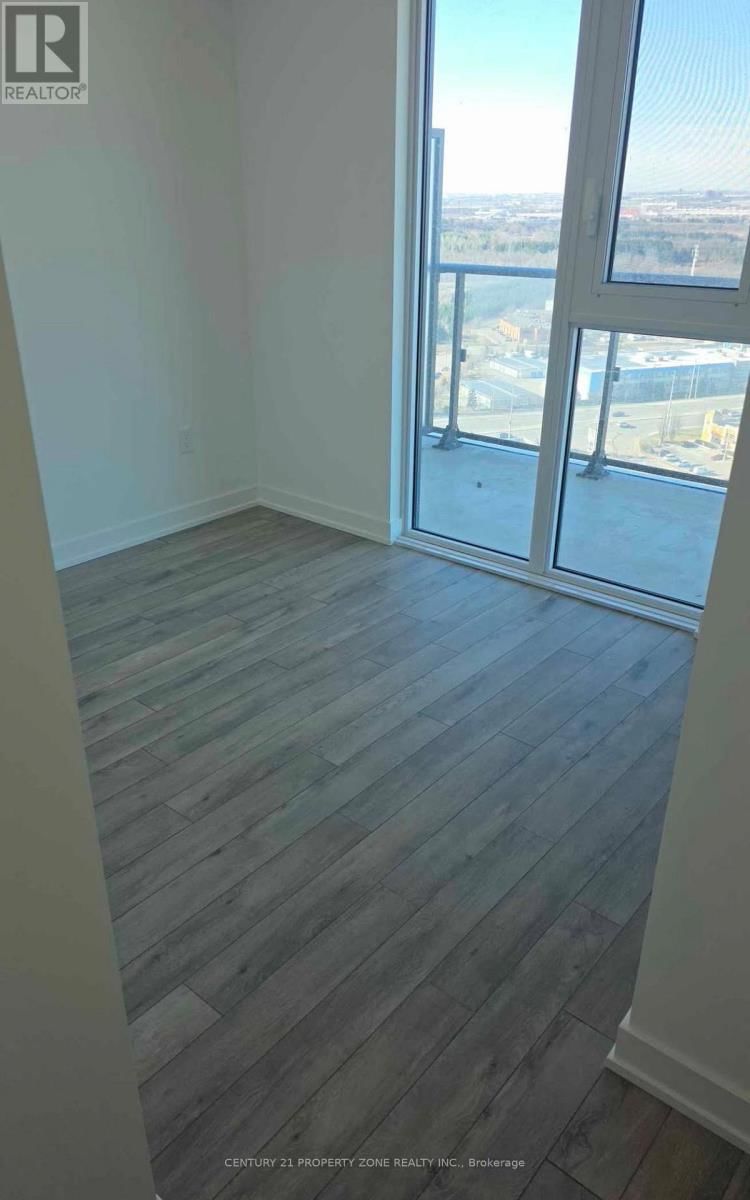 2117 - 15 SKYRIDGE DRIVE Image 4