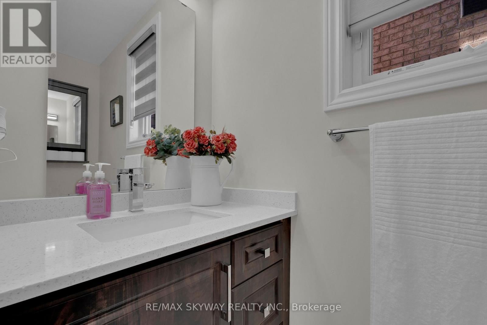 21 ALLEGRO DRIVE Image 10