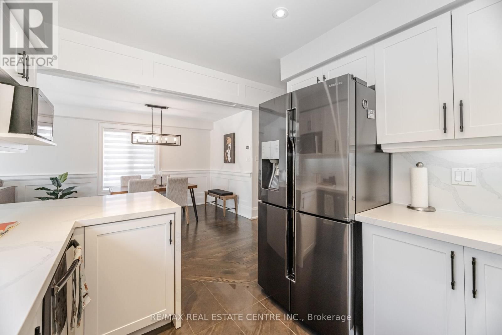 upper - 680 DRIFTCURRENT DRIVE Image 10