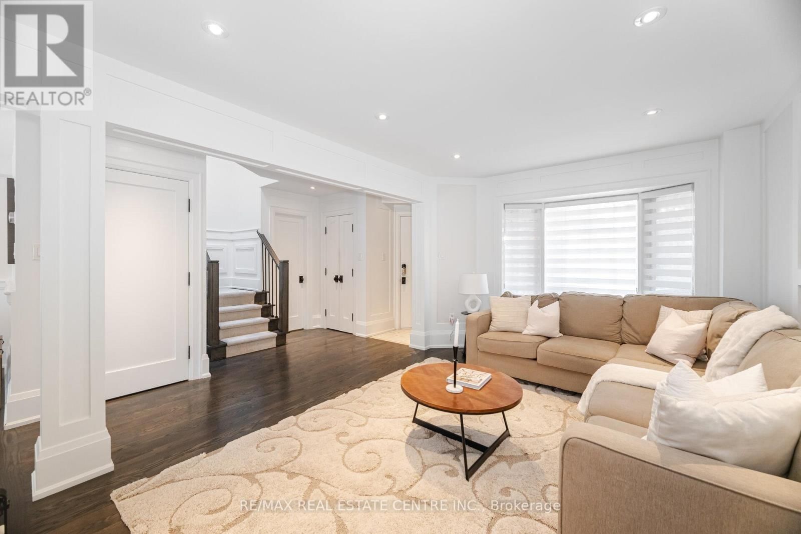 upper - 680 DRIFTCURRENT DRIVE Image 3