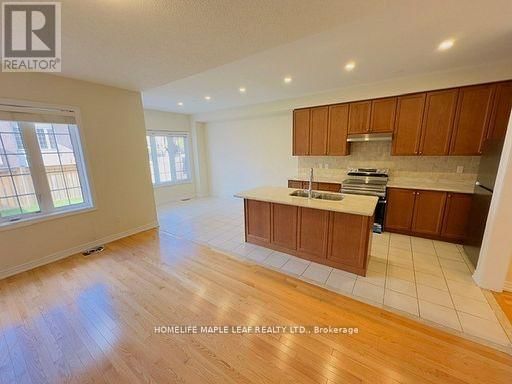 3422 STONEY CRESCENT Image 10