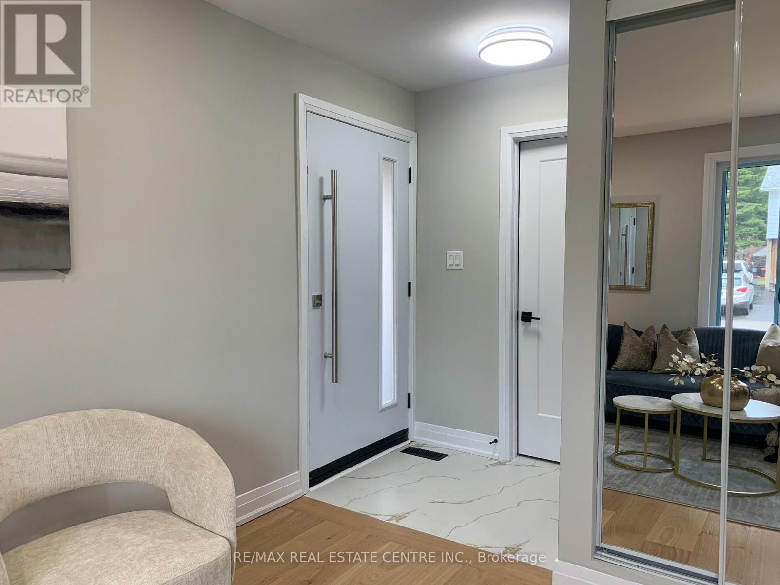 125 DUFFERIN STREET Image 3