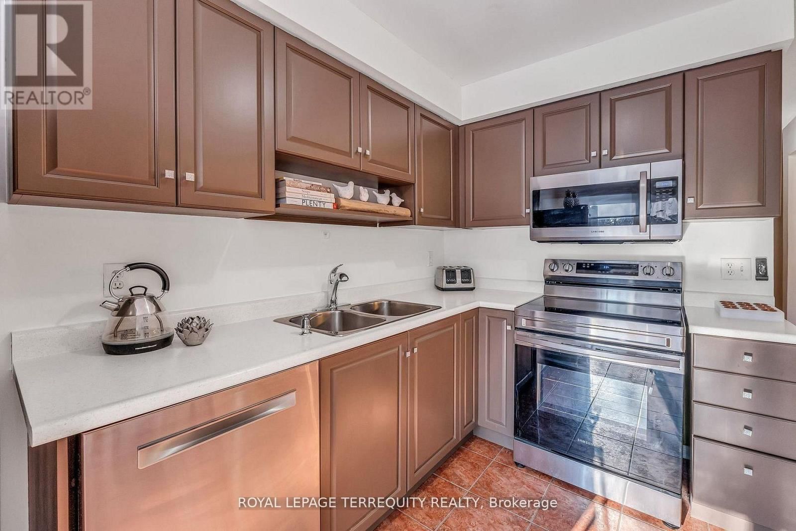 25 - 1276 SILVAN FOREST DRIVE Image 14