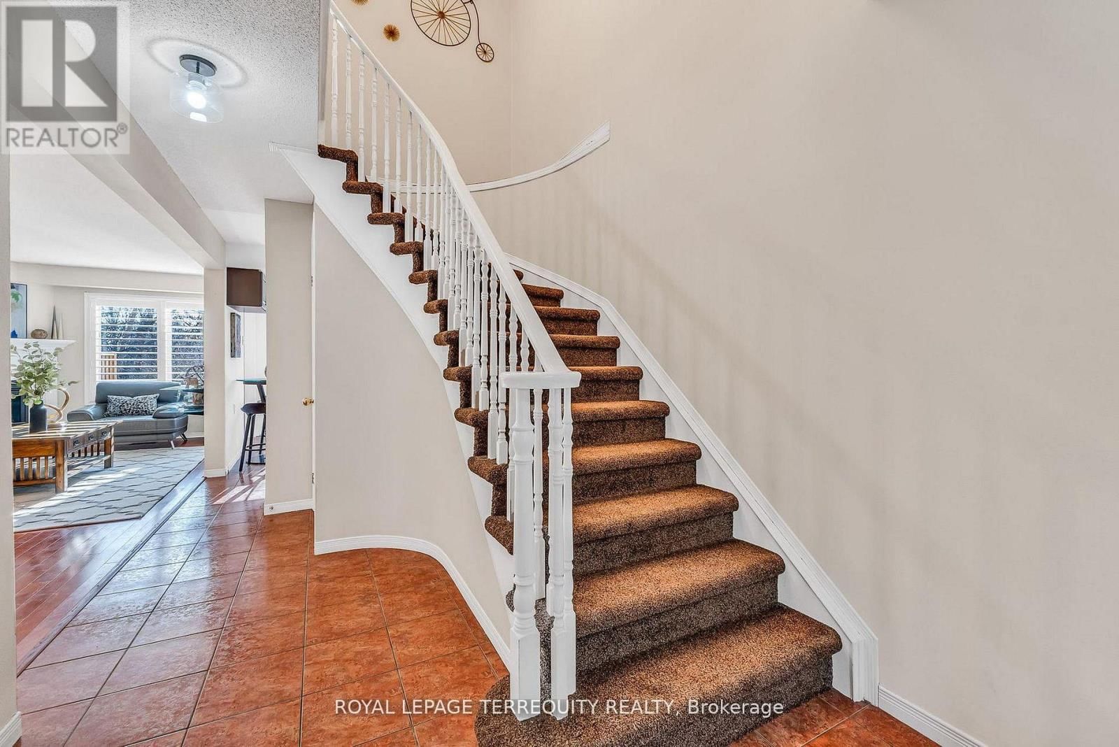 25 - 1276 SILVAN FOREST DRIVE Image 3