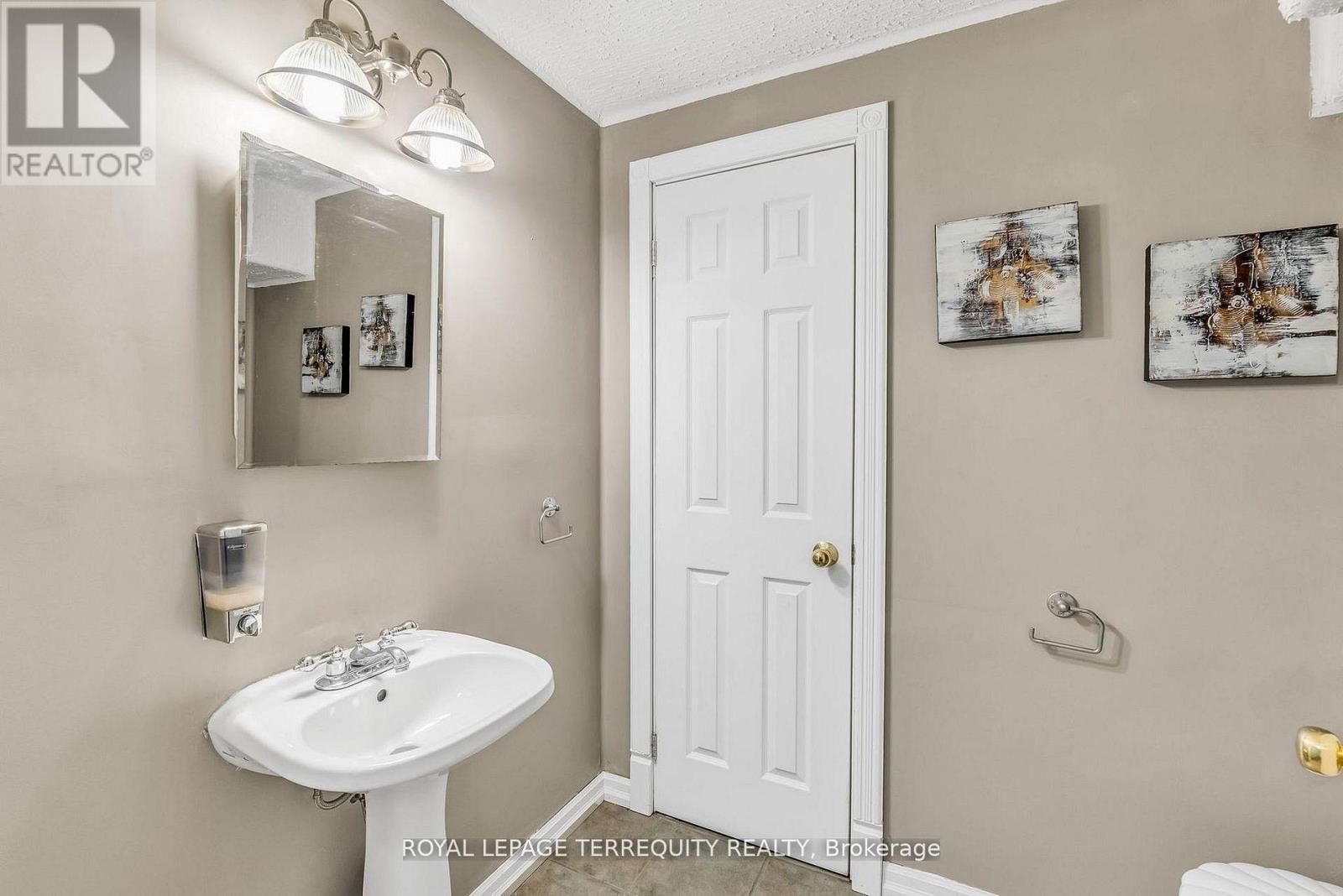 25 - 1276 SILVAN FOREST DRIVE Image 34