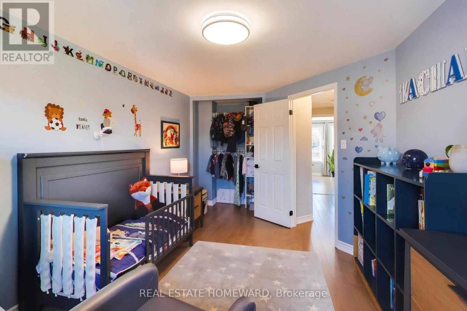 3375 FENWICK CRESCENT Image 17