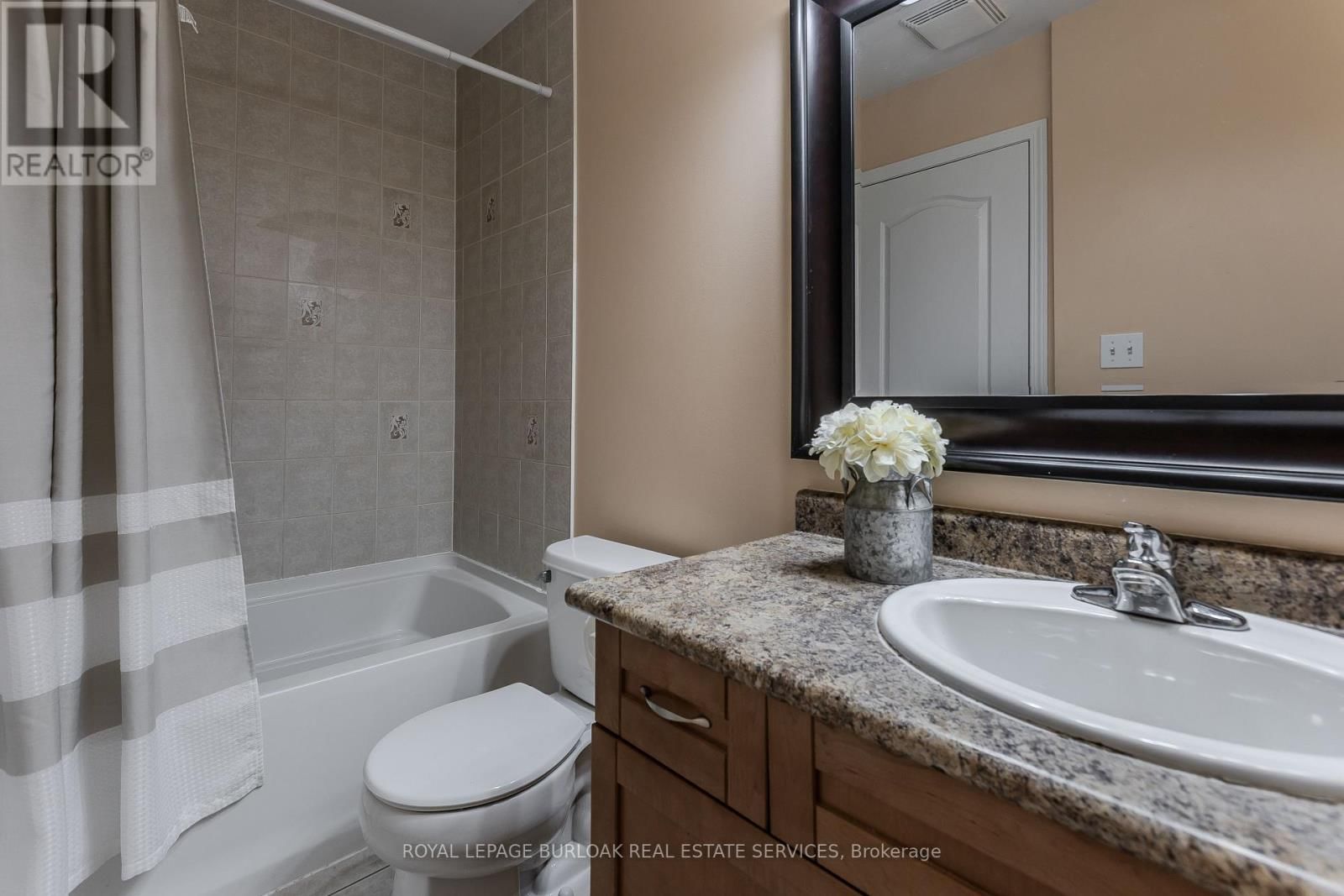 4077 GUNBY CRESCENT Image 20