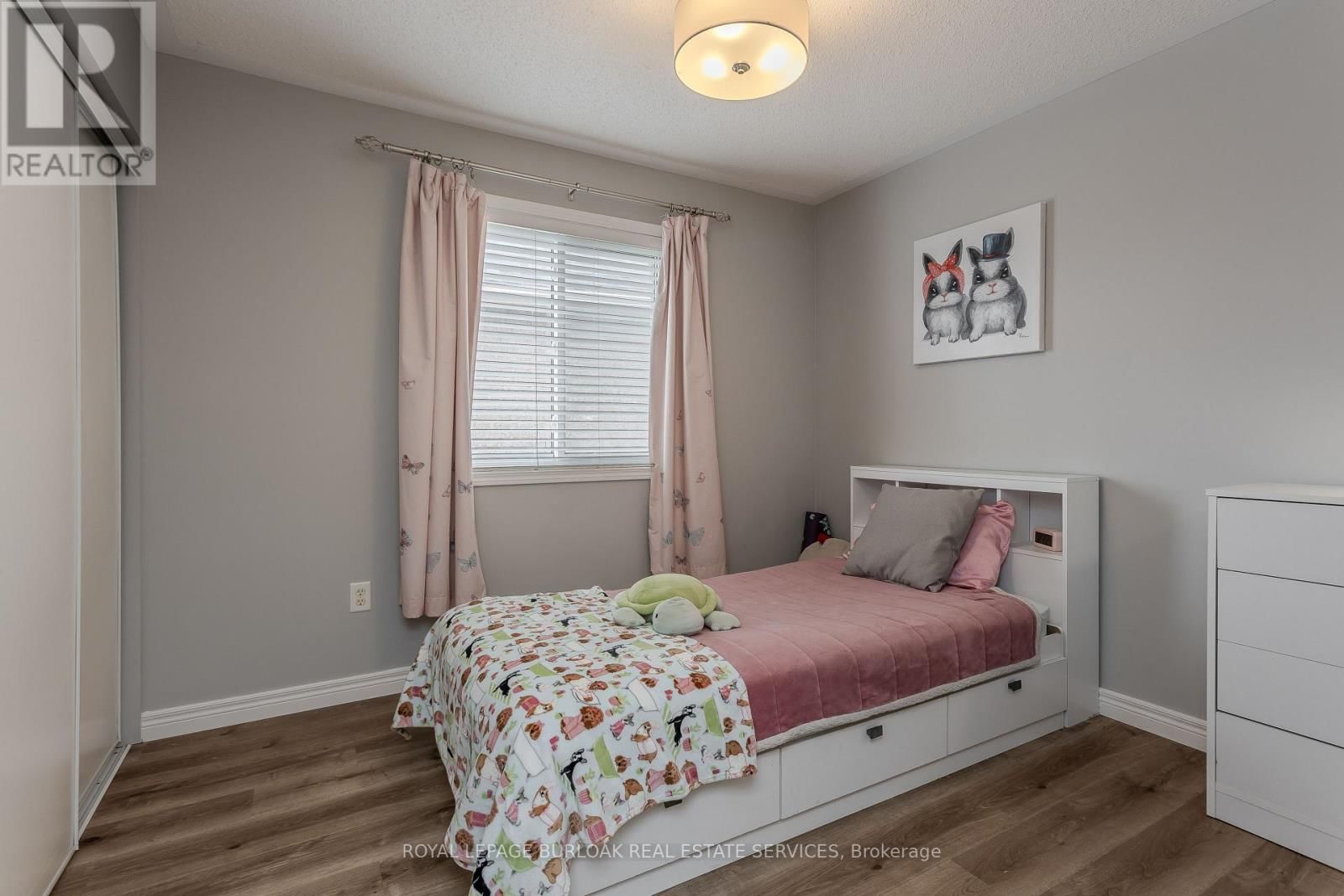 4077 GUNBY CRESCENT Image 21