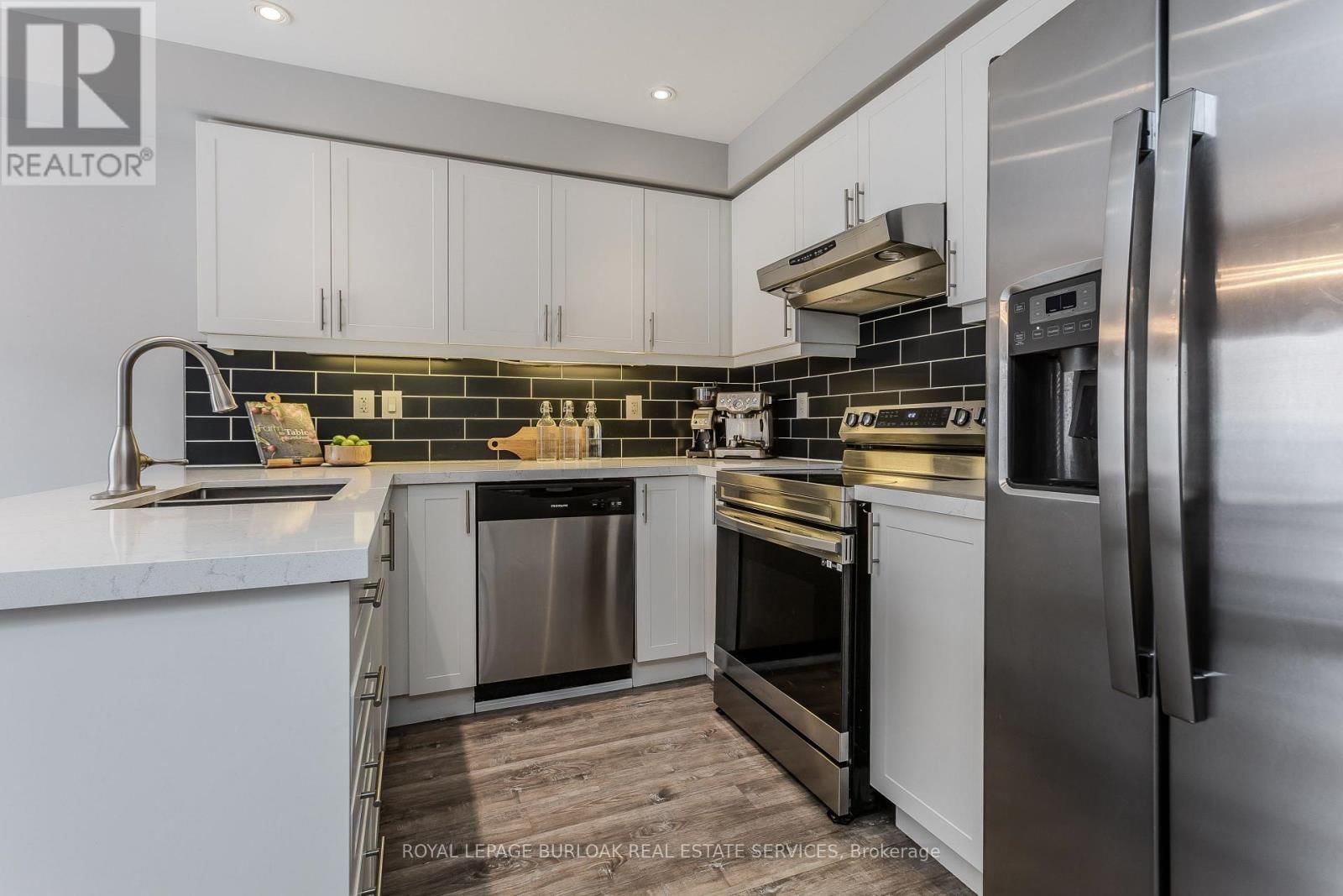 4077 GUNBY CRESCENT Image 7