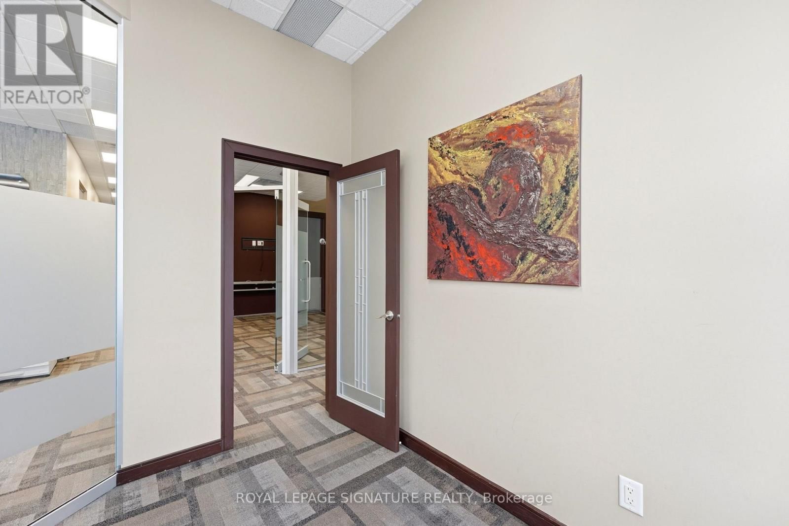 158 GUELPH STREET Image 11