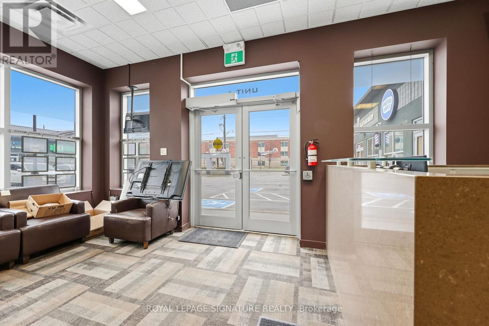 158 GUELPH STREET Image 5