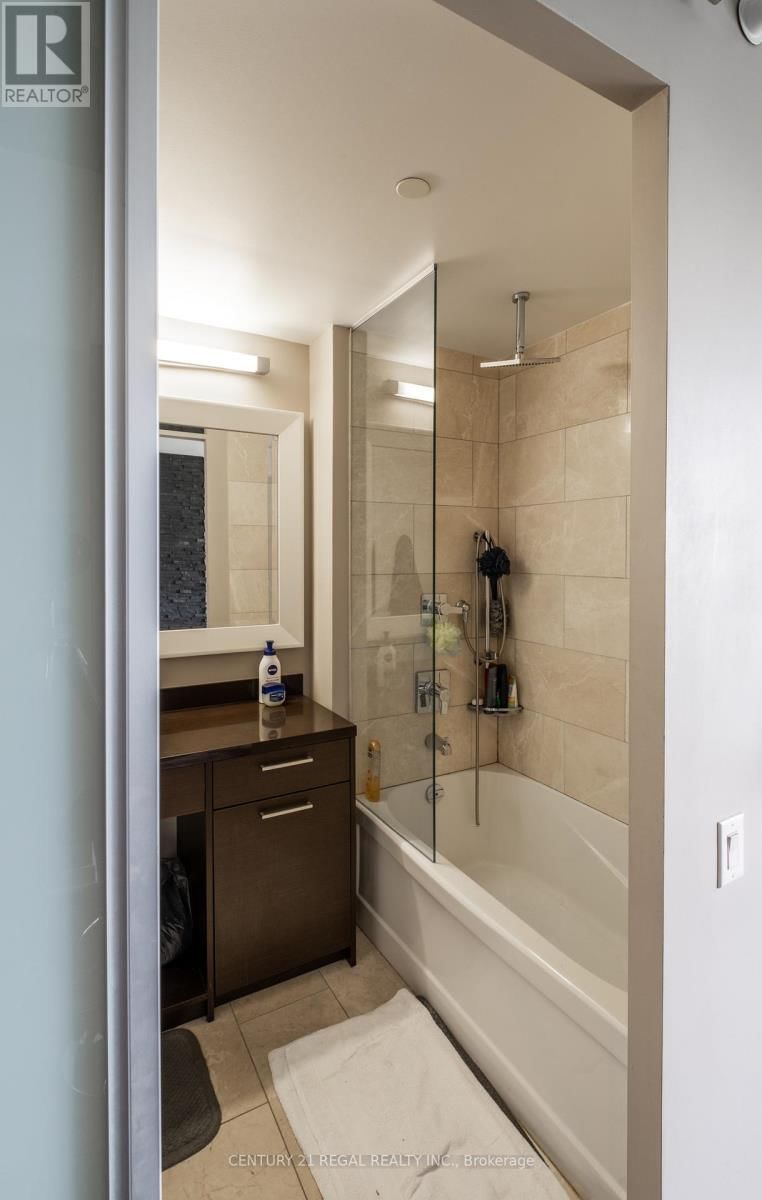 1003 - 88 PARK LAWN ROAD Image 7