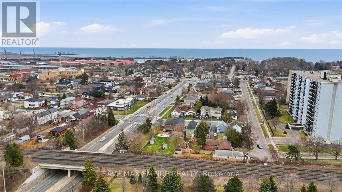 227 - 652 CRICKLEWOOD DRIVE Image 22